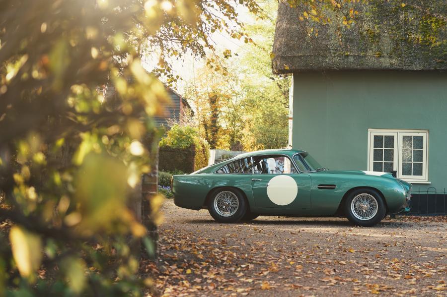  Aston Martin DB4 GT Continuation 2017 года  (WW) (фото 14 из 83)
